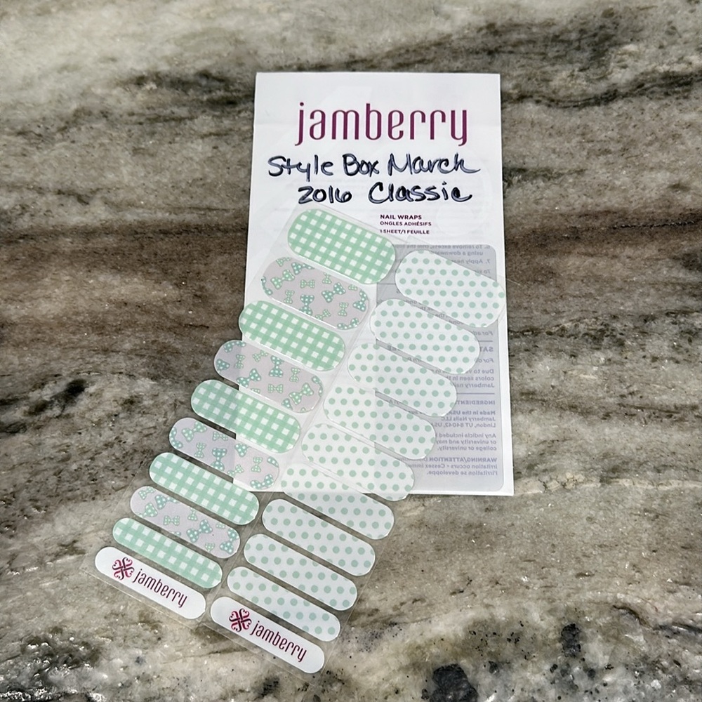 Jamberry Style Box MARCH 2016 -CLASSIC Mint Gray Plaid Polka Dots Nail Wraps NEW